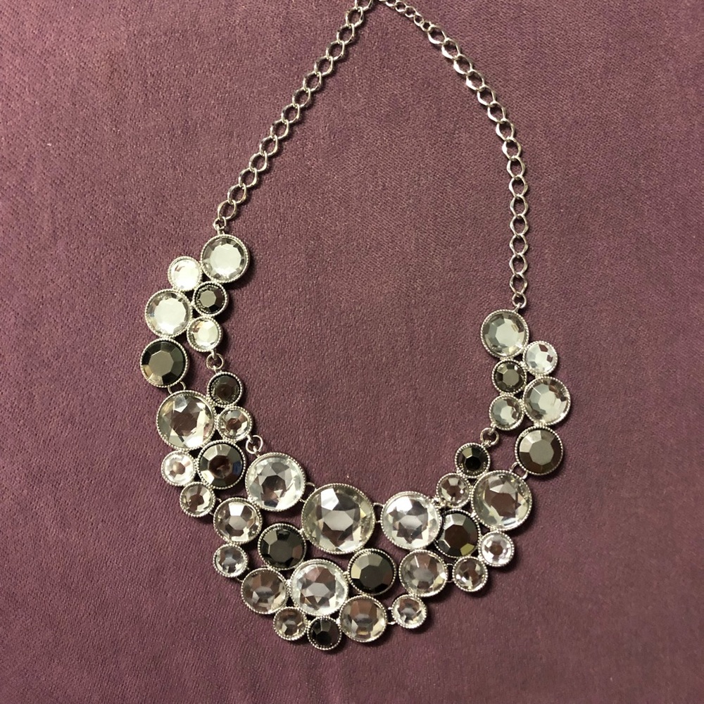 Gorgeous, chunky necklace!